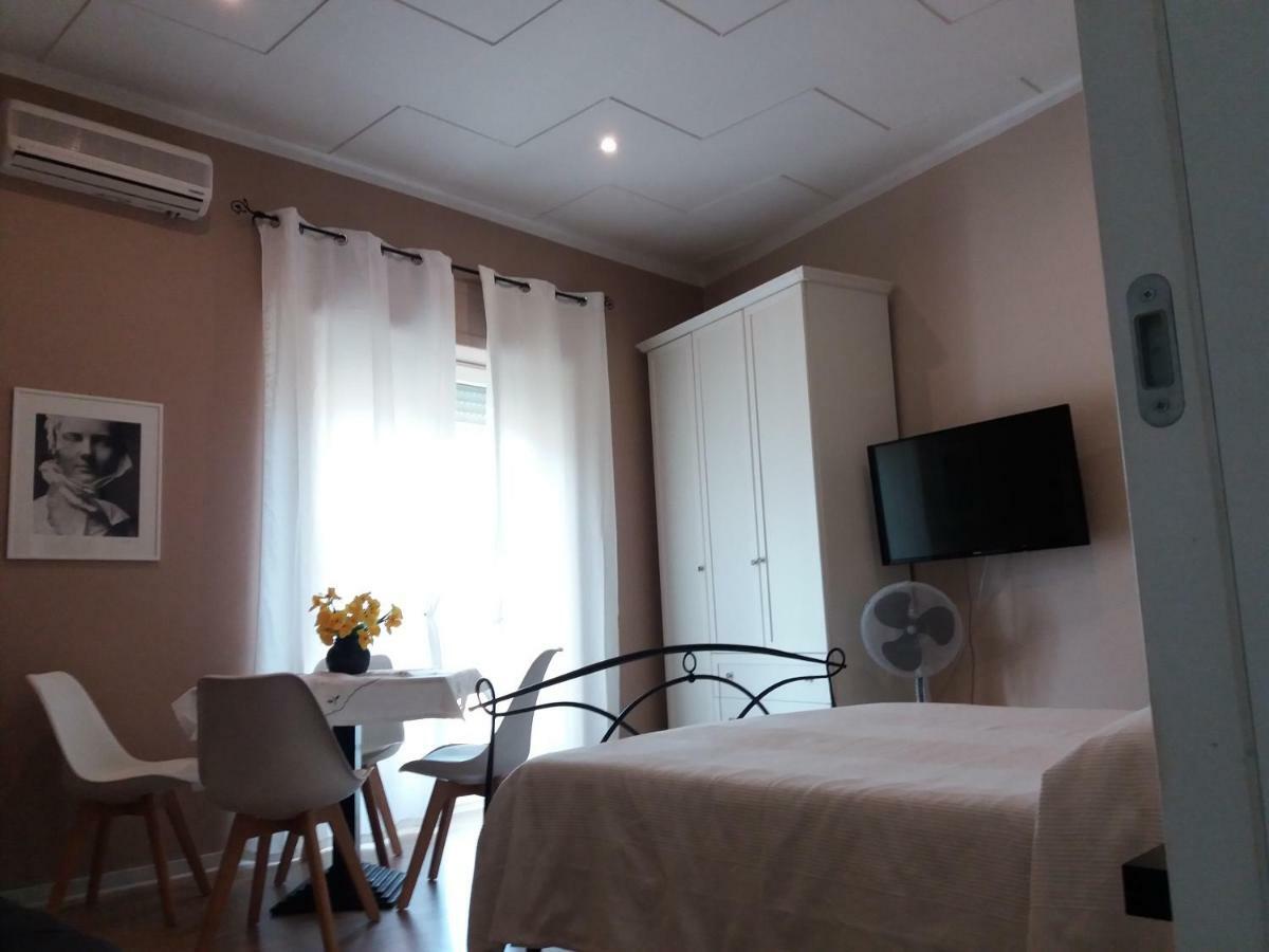 Casa Giulia Hotel Cagliari Ngoại thất bức ảnh